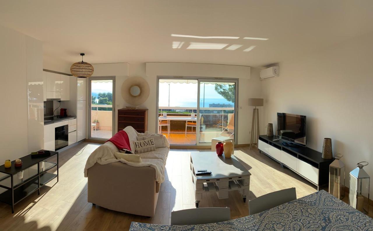 Superbe 2P Vue Mer, Ensoleille, Piscine Roquebrune-Cap-Martin Exterior photo