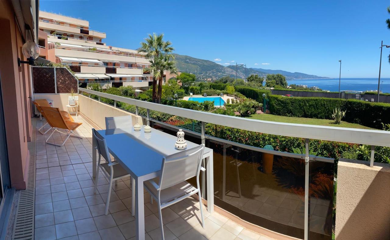 Superbe 2P Vue Mer, Ensoleille, Piscine Roquebrune-Cap-Martin Exterior photo